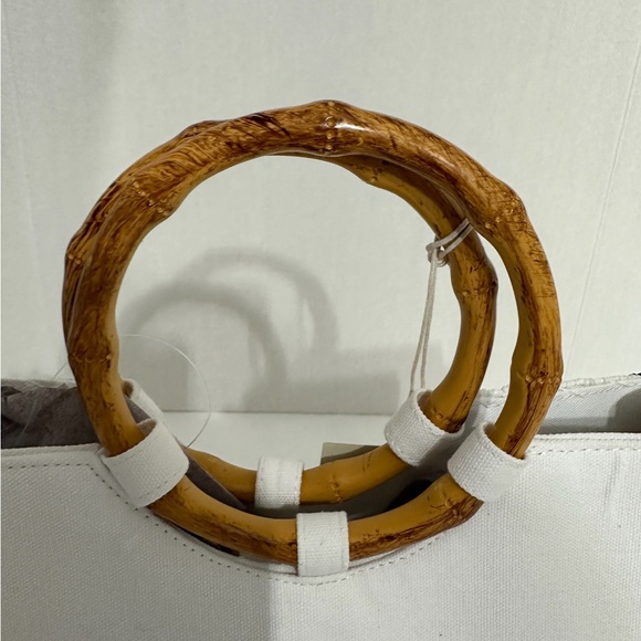 NWT Sol + Mer Strawberry Beaded Viral Purse Handbag w Bamboo Handles White Strap - Picture 12 of 15